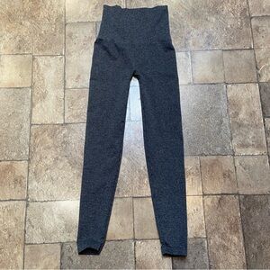 Spanx Assets by Sara Blakely Leggings Women's 1X Gray Pull On Stretchy High Rise